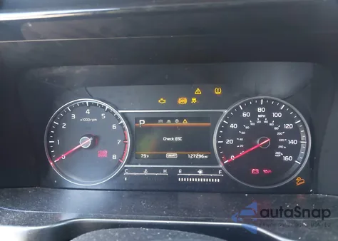 2021 Kia Sorento Lx z USA, uszkodzony, nr VIN 5XYRG4LC1MG041978